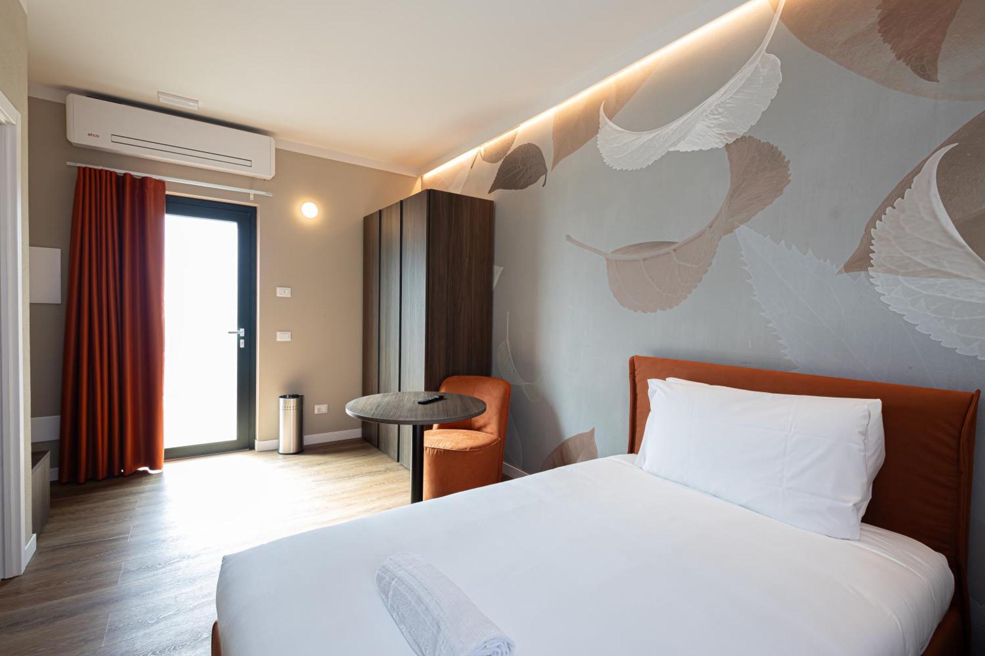 Le Fare Hotel Fara Novarese ภายนอก รูปภาพ